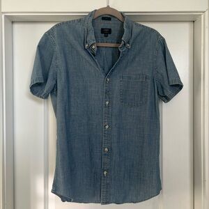 Men’s J Crew Button Down. Great condition!